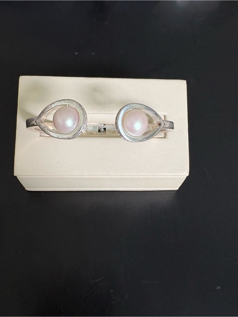 Brighton Chara open Pearl cuff